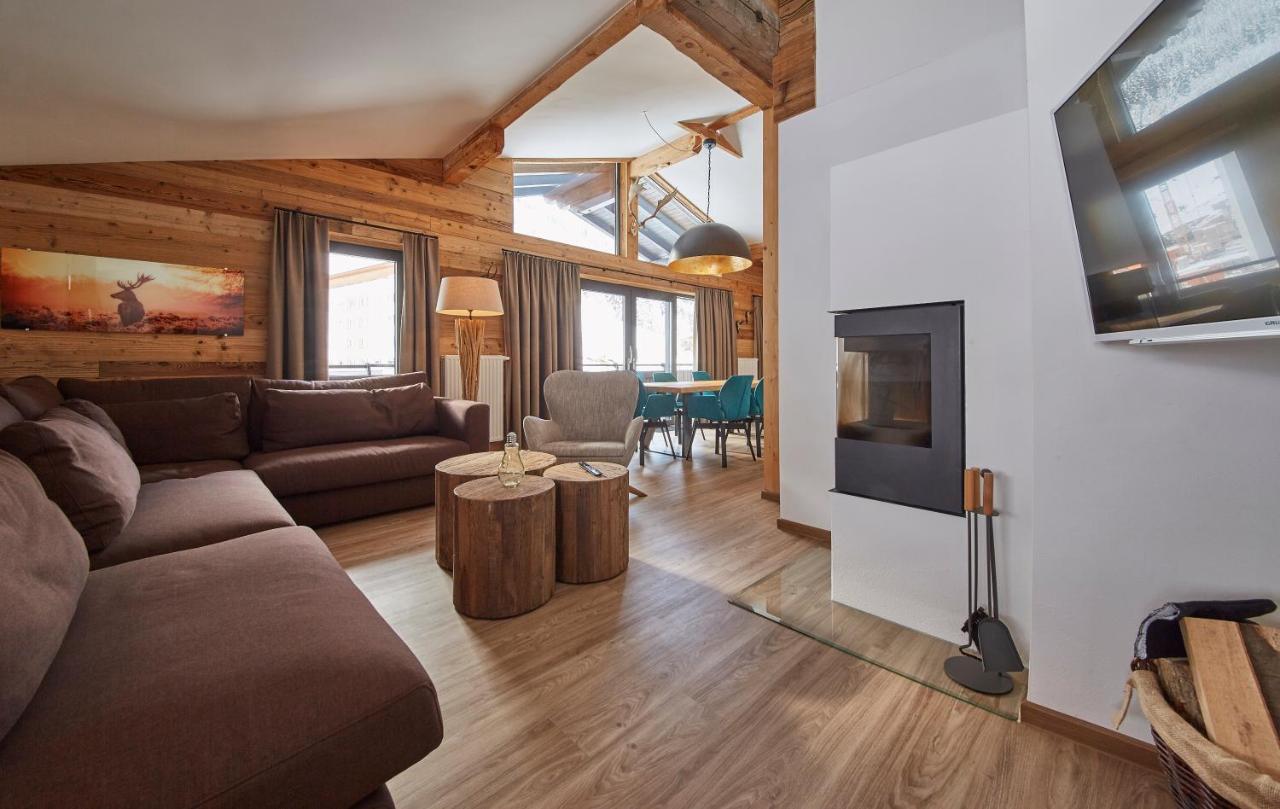 Glemm Lodge Apartments - Joker Card Im Sommer Inklusive Saalbach-Hinterglemm Buitenkant foto